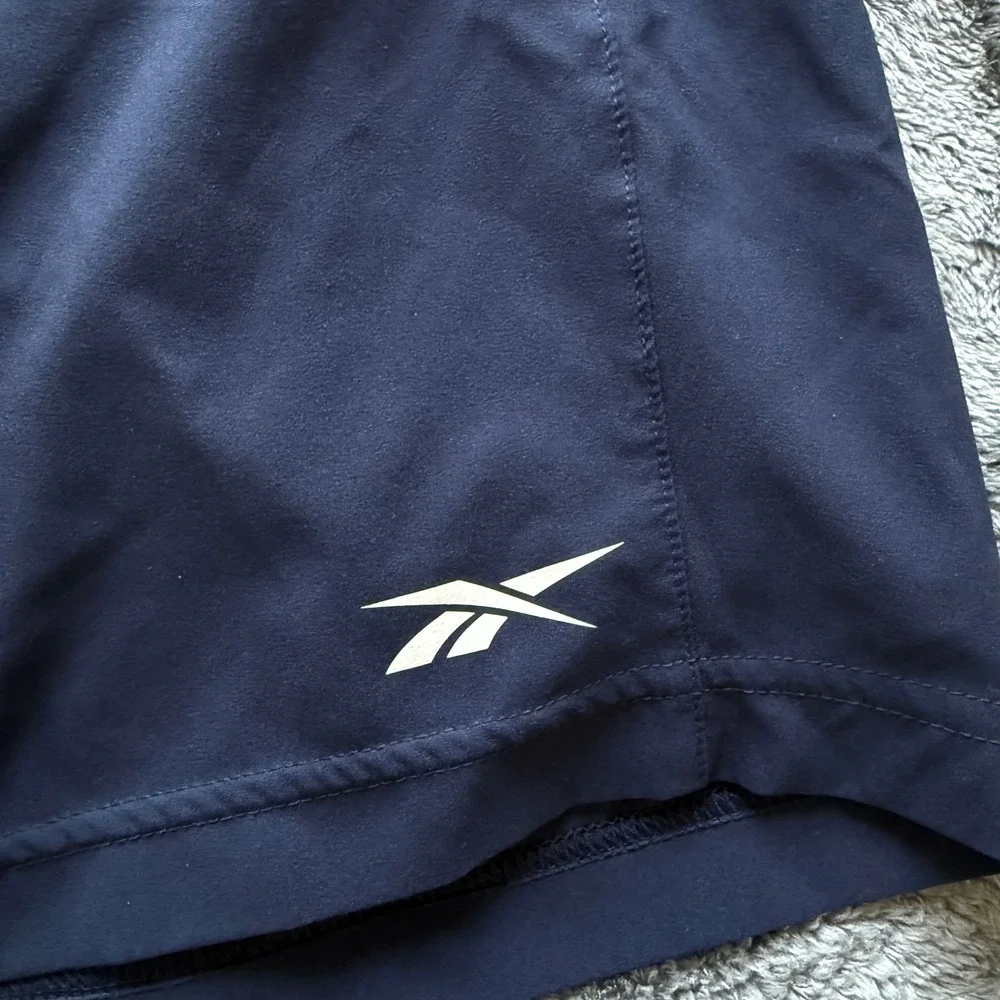 Reebok Mens Navy Blue Athletic Training Gym Shorts Large REECYCLED Drawstring